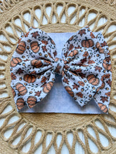 Load image into Gallery viewer, Pumpkins Bow
