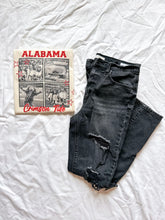 Load image into Gallery viewer, Alabama Black and White T-shirt- Adult