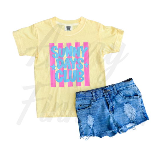 Sunny Days Club Tshirt