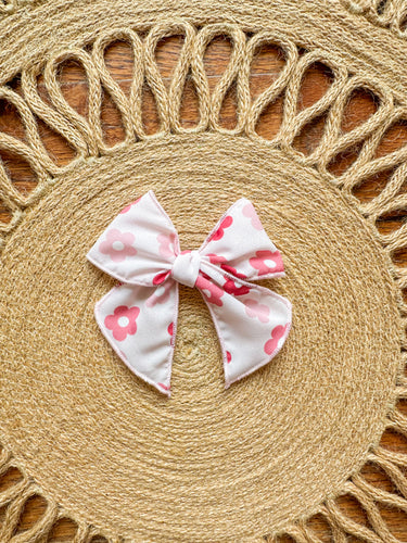 Pretty In Pink Daisy Sailor Bow