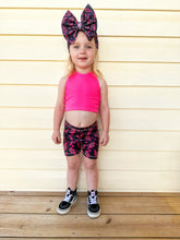 Load image into Gallery viewer, Halter Crop Top